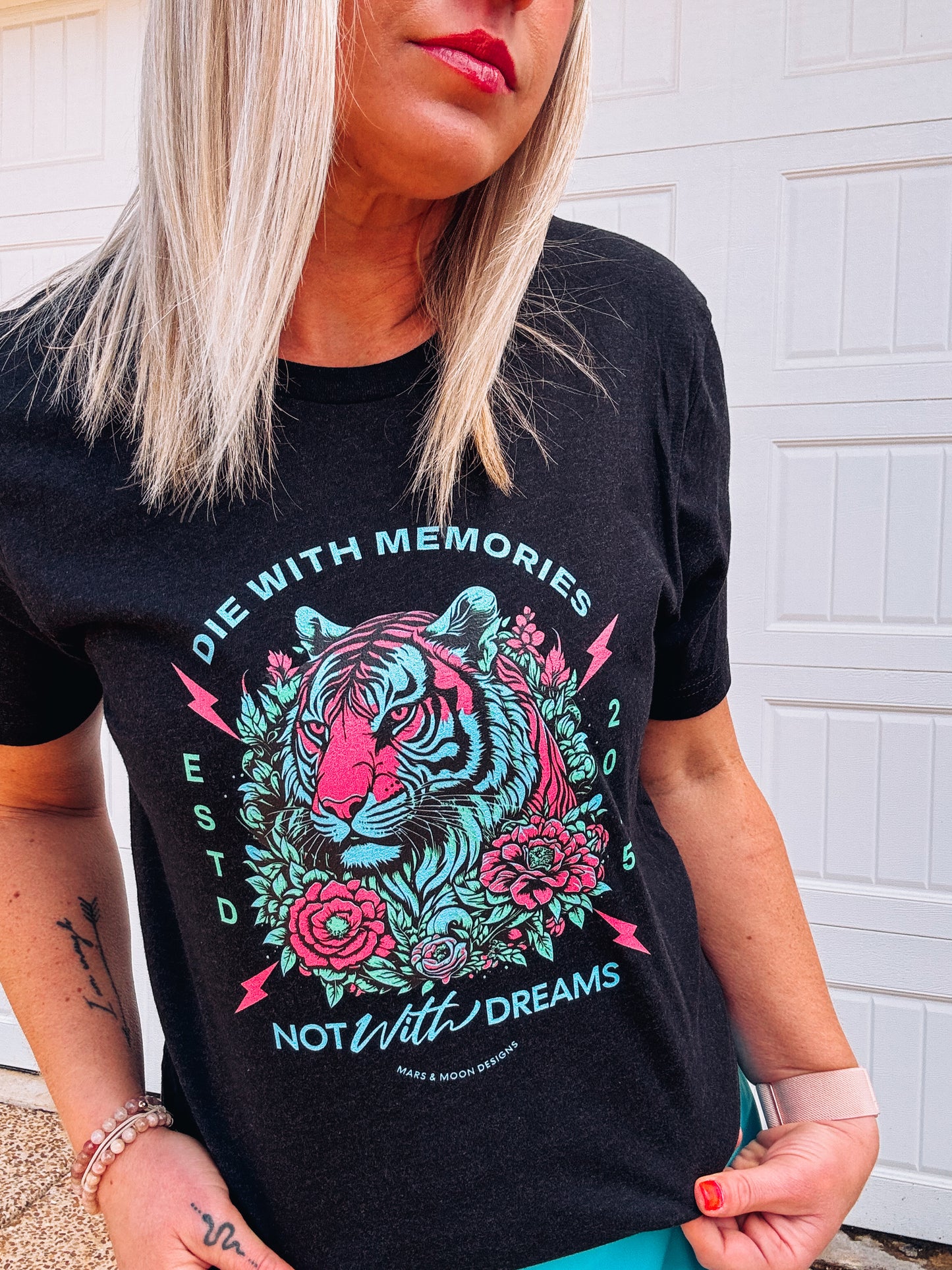 Die with Memories Not Dreams Tiger Graphic Tee - Bella + Canvas Inspirational Shirt - Bold Quote T-shirt